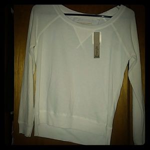 Light weight sweater